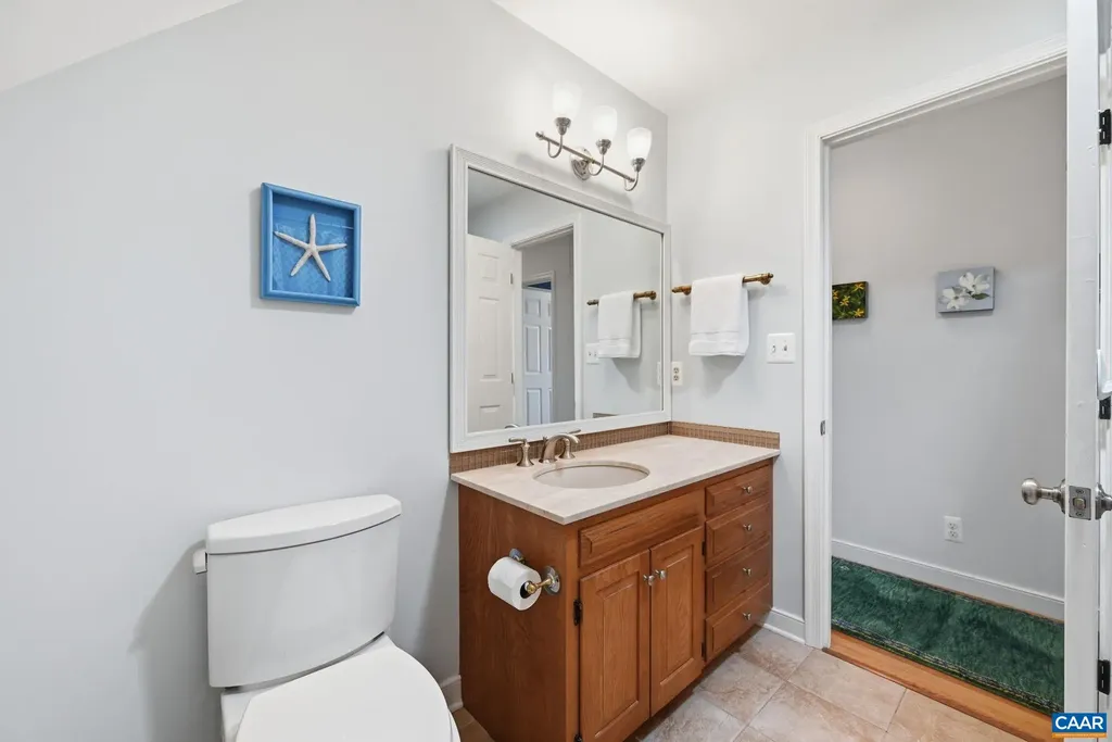 2404 Pine Garth Run Charlottesville VA 22901