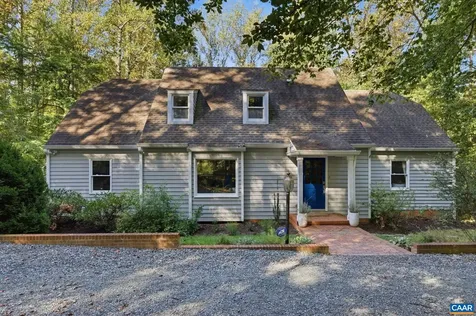 2404 Pine Garth Run Charlottesville VA 22901