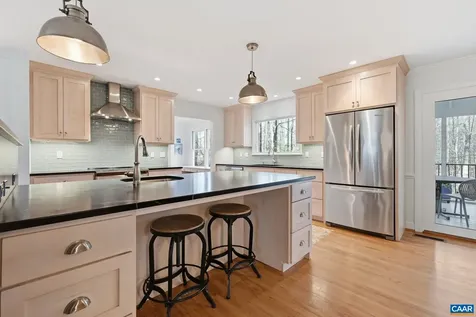 2404 Pine Garth Run Charlottesville VA 22901