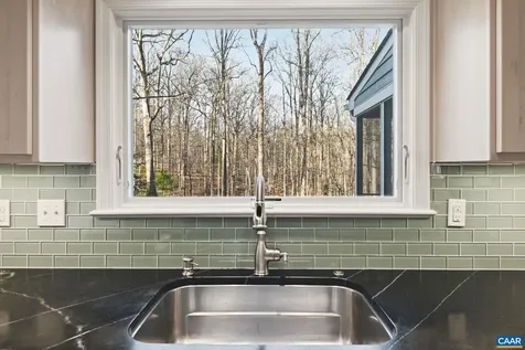 2404 Pine Garth Run Charlottesville VA 22901