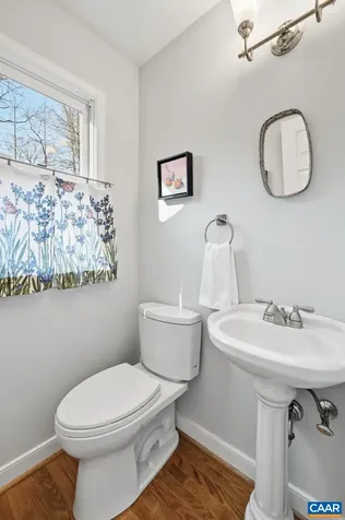 2404 Pine Garth Run Charlottesville VA 22901