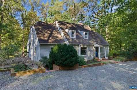 2404 Pine Garth Run Charlottesville VA 22901