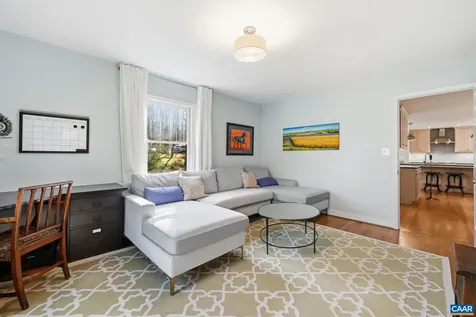 2404 Pine Garth Run Charlottesville VA 22901