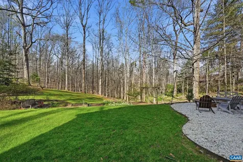 2404 Pine Garth Run Charlottesville VA 22901
