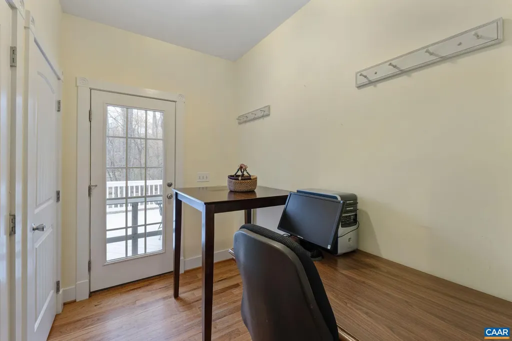 500 Rhue Hollow Road Roseland VA 22967