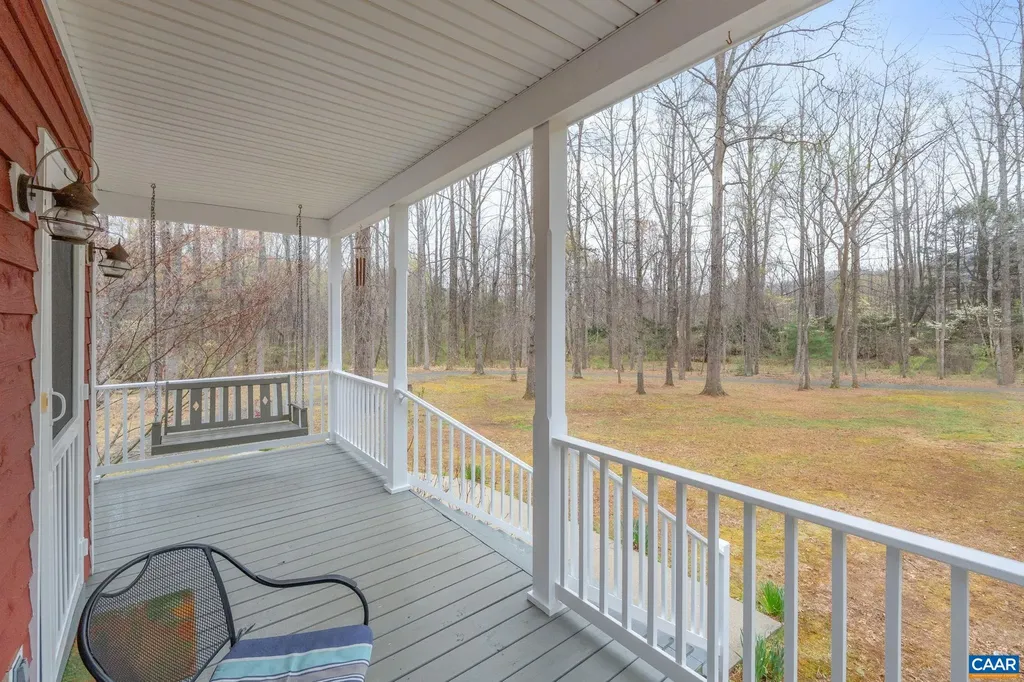500 Rhue Hollow Road Roseland VA 22967