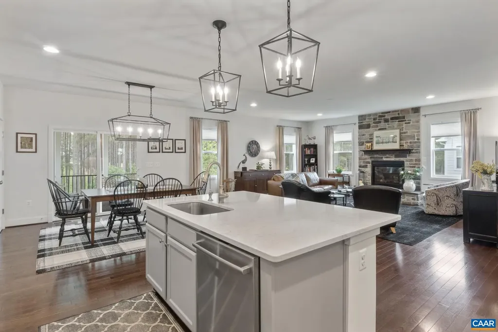 45 Heritage Drive Zion Crossroads VA 22942