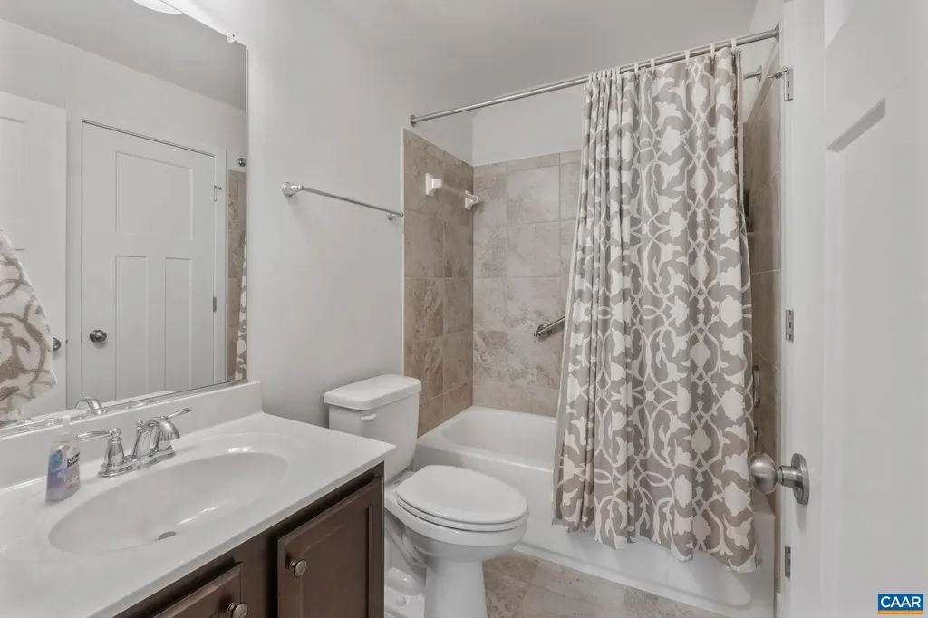 45 Heritage Drive Zion Crossroads VA 22942