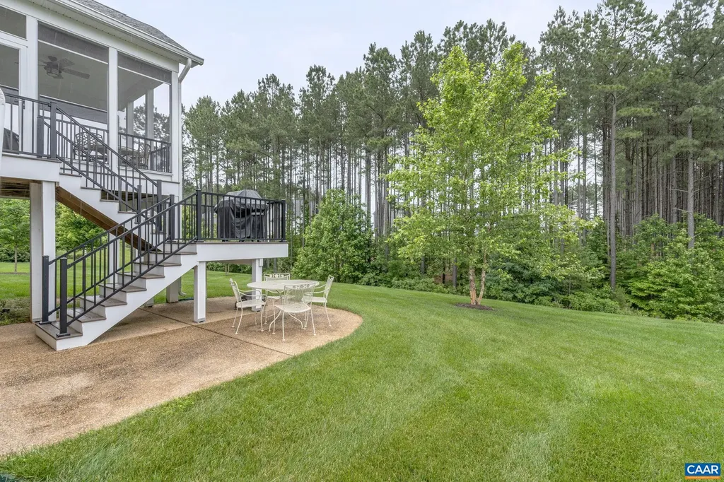 45 Heritage Drive Zion Crossroads VA 22942