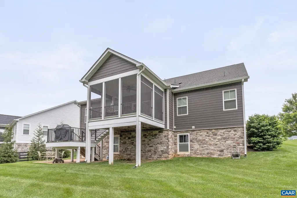 45 Heritage Drive Zion Crossroads VA 22942