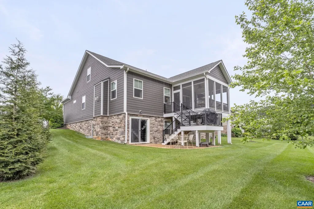 45 Heritage Drive Zion Crossroads VA 22942