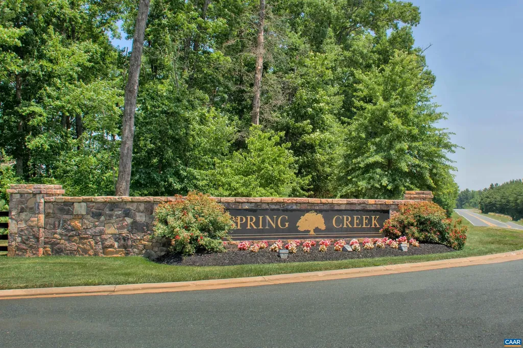 45 Heritage Drive Zion Crossroads VA 22942