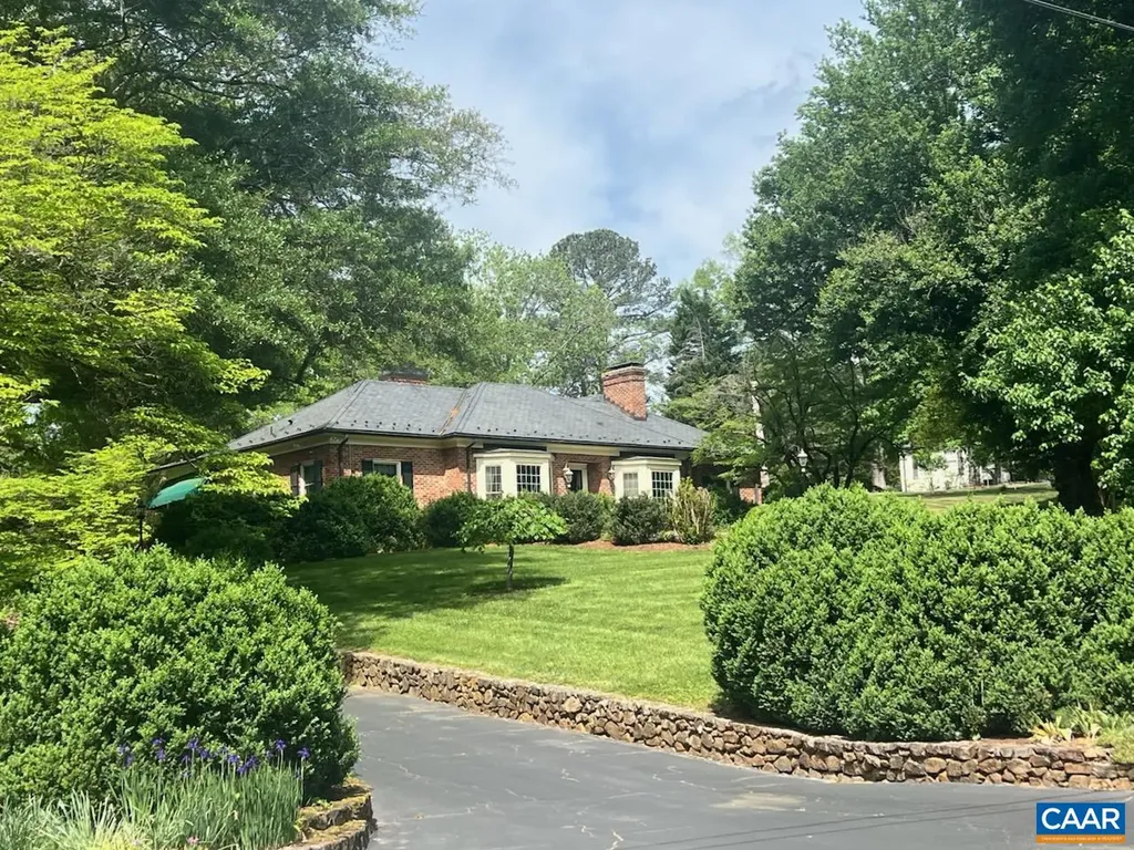 42 Old Farm Road Charlottesville VA 22903