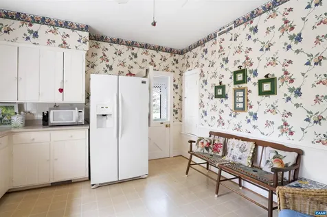42 Old Farm Road Charlottesville VA 22903