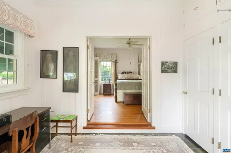 42 Old Farm Road Charlottesville VA 22903