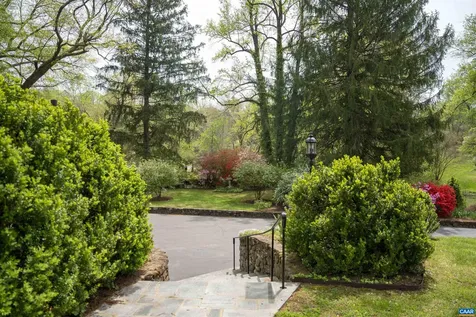 42 Old Farm Road Charlottesville VA 22903