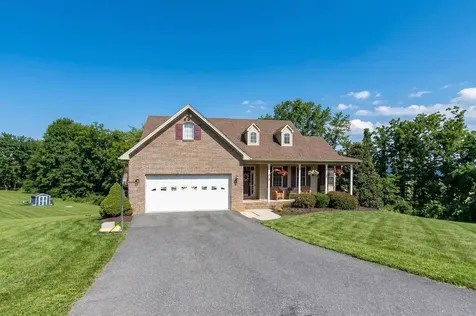 12 Little John Court Waynesboro VA 22980