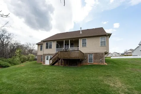 12 Little John Court Waynesboro VA 22980