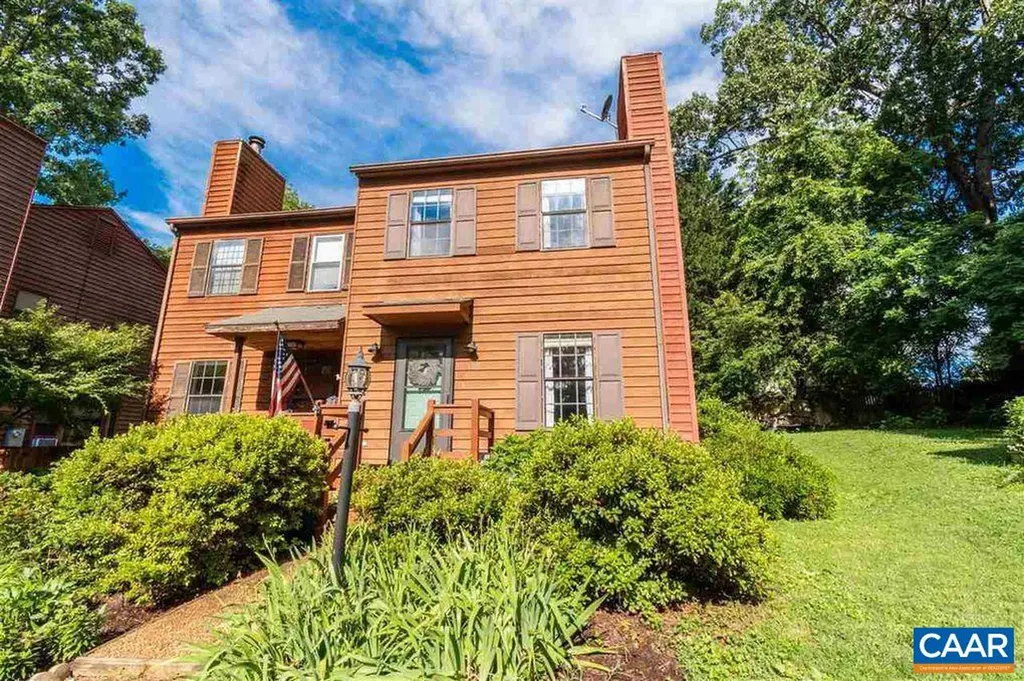 109 Hammond Street Charlottesville VA 22903