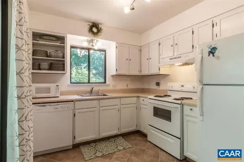 109 Hammond Street Charlottesville VA 22903