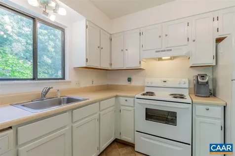 109 Hammond Street Charlottesville VA 22903