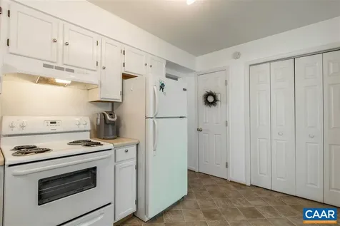 109 Hammond Street Charlottesville VA 22903