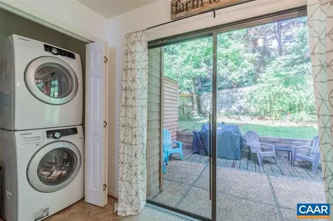 109 Hammond Street Charlottesville VA 22903