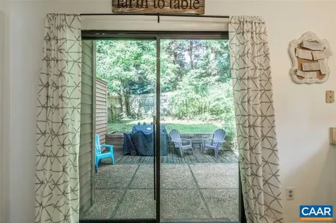 109 Hammond Street Charlottesville VA 22903