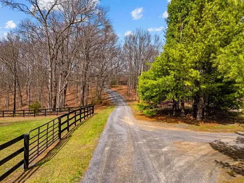 632 Dry Creek Lane Winchester VA 22603