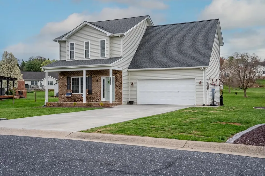 289 Keckley Court Broadway VA 22815