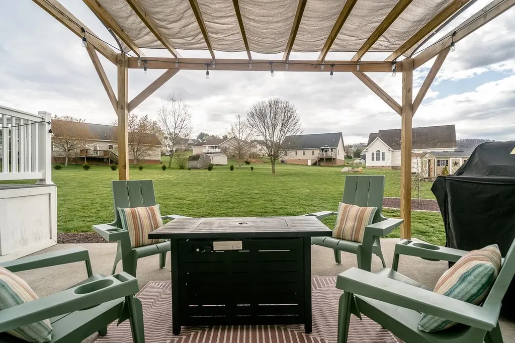 289 Keckley Court Broadway VA 22815