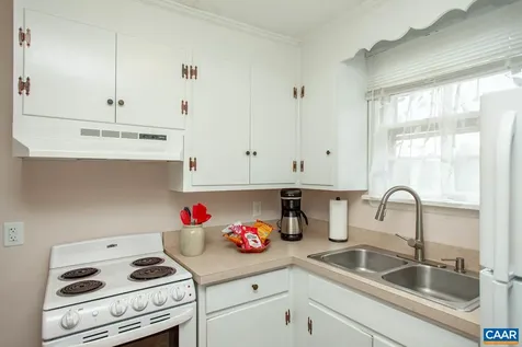 402 13th Street NE Charlottesville VA 22902