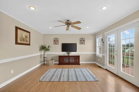 145 Sugar Mill Lane Weyers Cave VA 24486