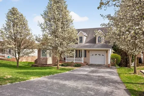 145 Sugar Mill Lane Weyers Cave VA 24486