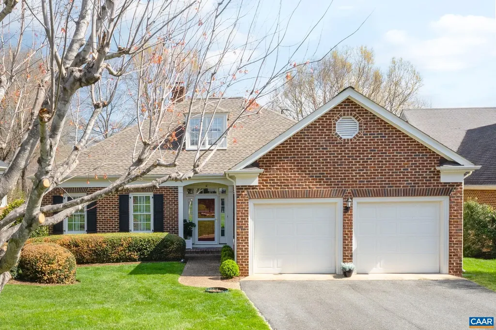 1563 Heathrow Lane Keswick VA 22947