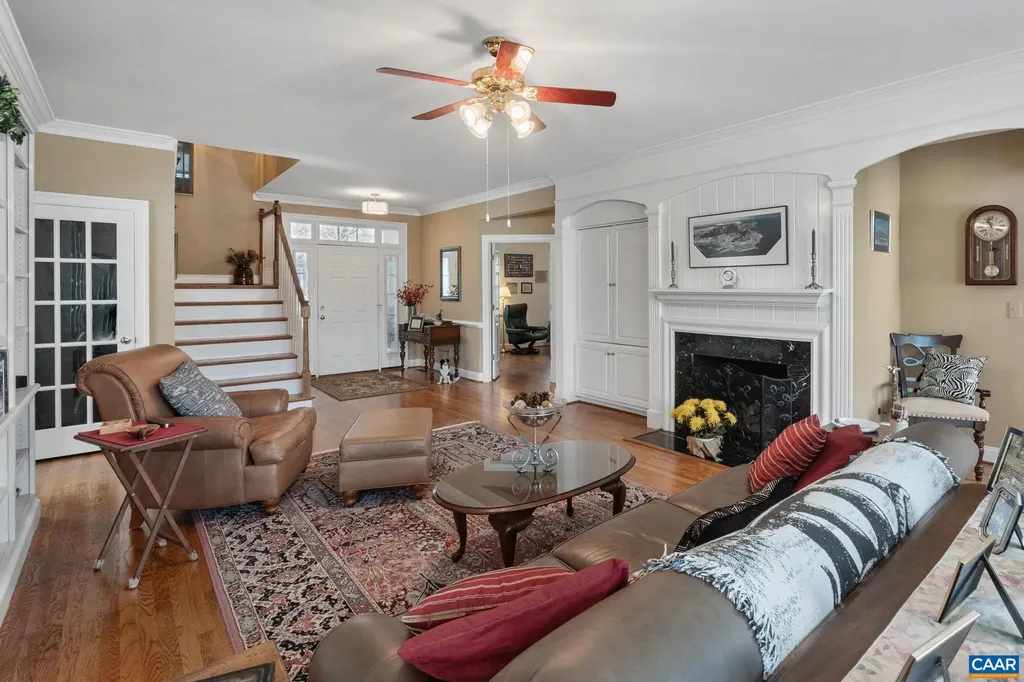 1563 Heathrow Lane Keswick VA 22947