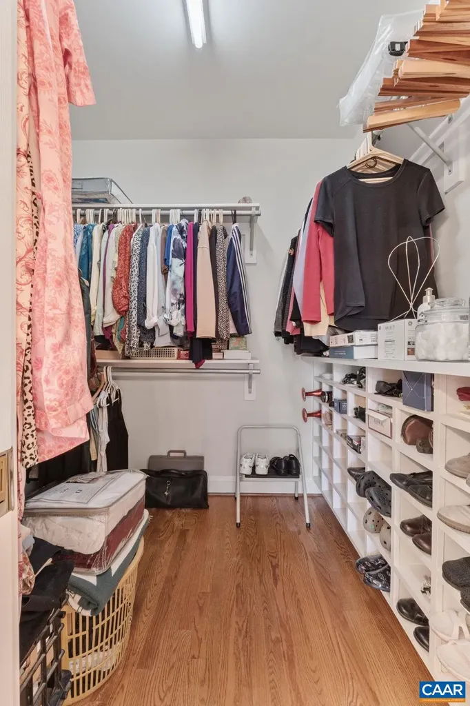 1563 Heathrow Lane Keswick VA 22947