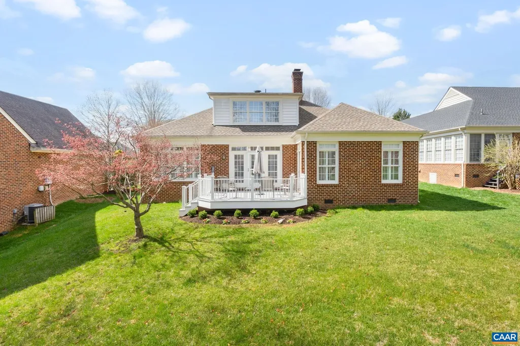 1563 Heathrow Lane Keswick VA 22947