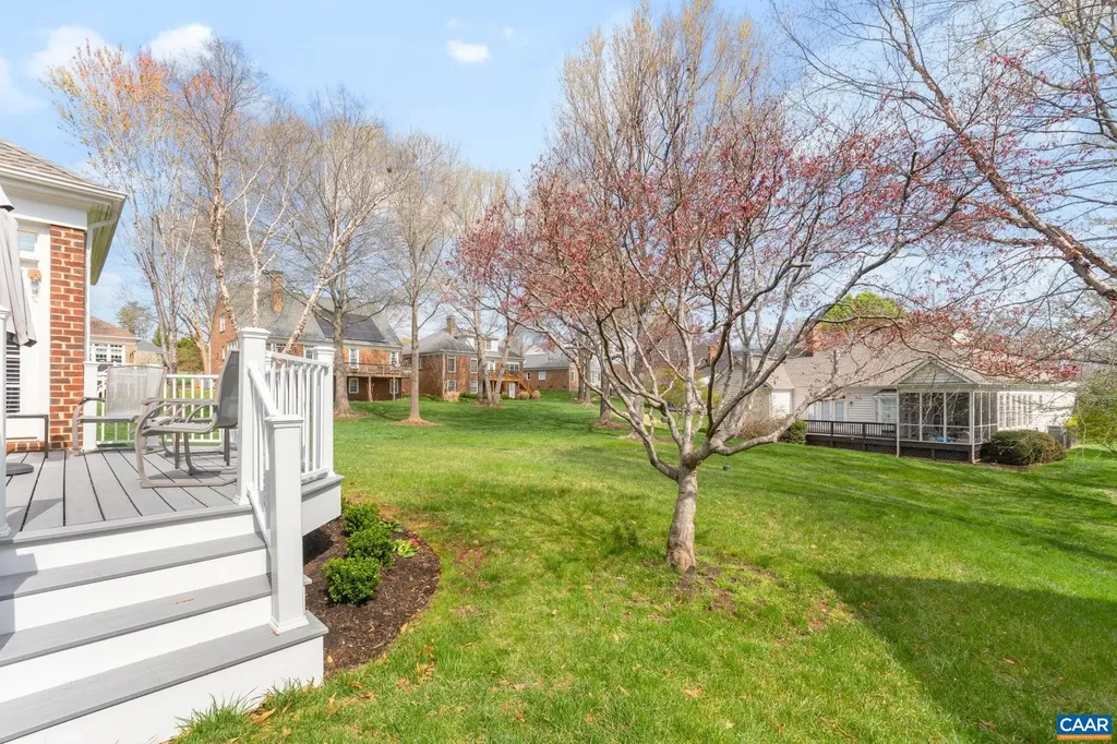 1563 Heathrow Lane Keswick VA 22947