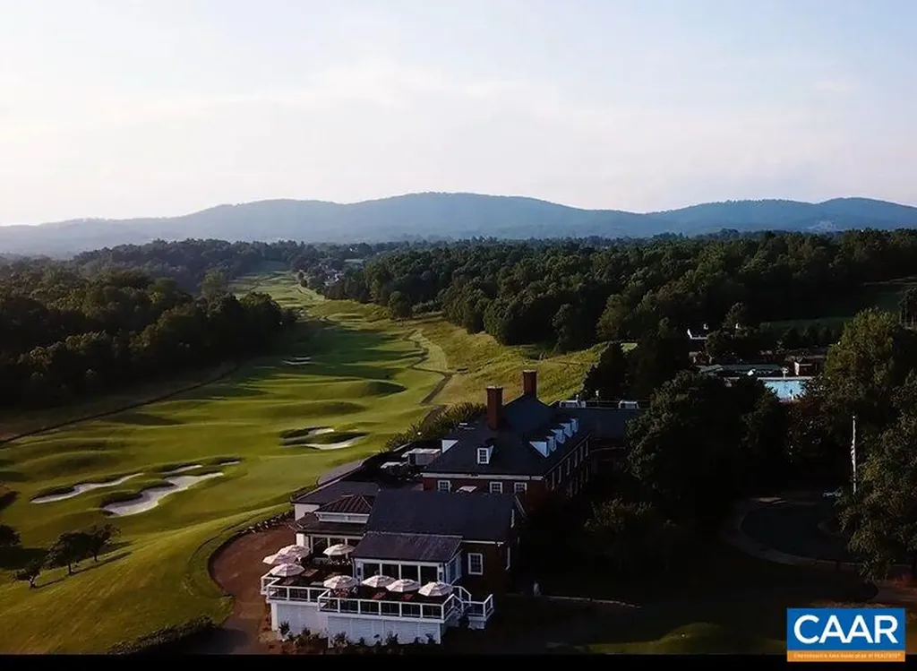 1563 Heathrow Lane Keswick VA 22947