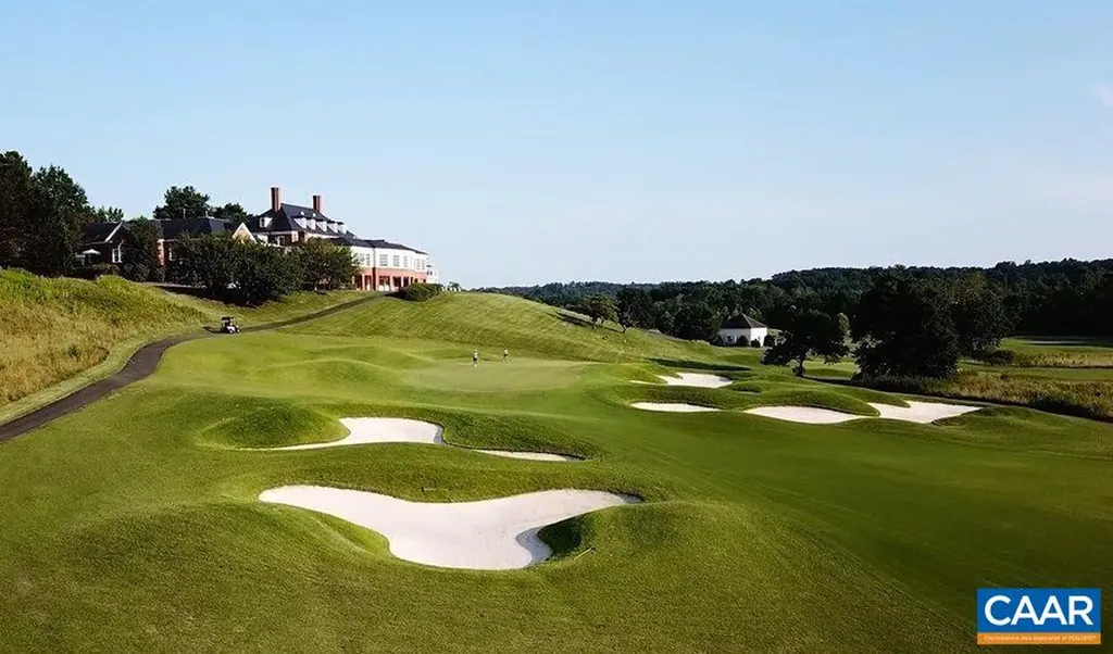 1563 Heathrow Lane Keswick VA 22947