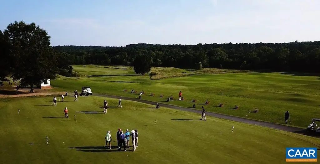 1563 Heathrow Lane Keswick VA 22947