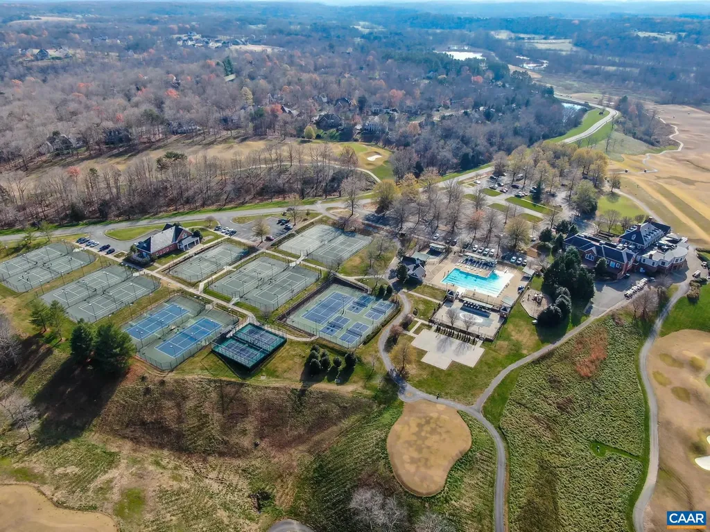 1563 Heathrow Lane Keswick VA 22947