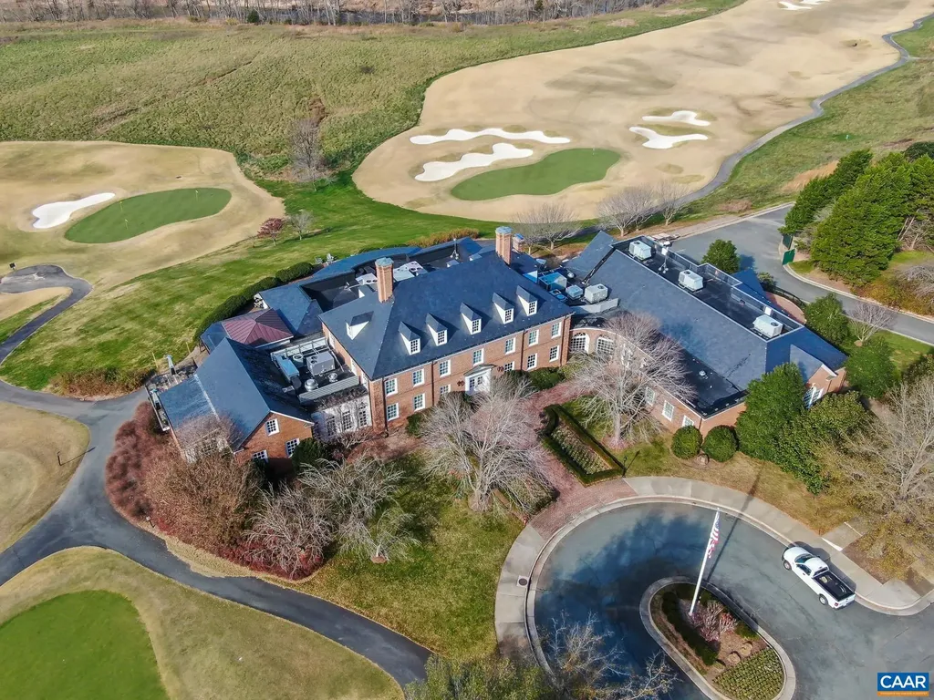 1563 Heathrow Lane Keswick VA 22947