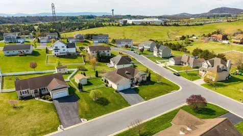 800 Waterton Street Staunton VA 24401