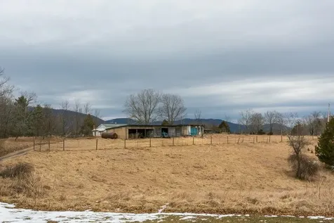 19962 Rainbow Ridge Road Bergton VA 22811