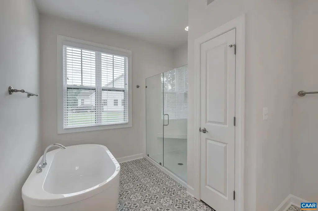 34 Whisperwood Court Troy VA 22974