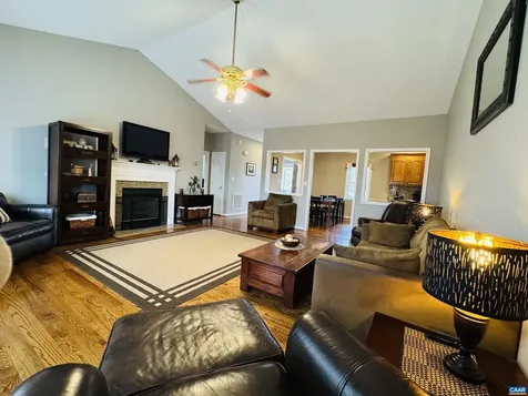 18 Forest View Lane Fishersville VA 22939