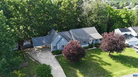 18 Forest View Lane Fishersville VA 22939