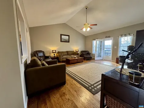 18 Forest View Lane Fishersville VA 22939